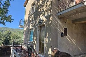 Casa indipendente di 234 m² con 5 locali a Amelia