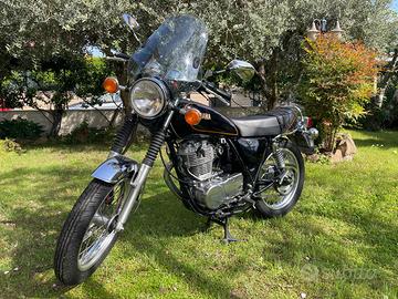 YAMAHA SR400