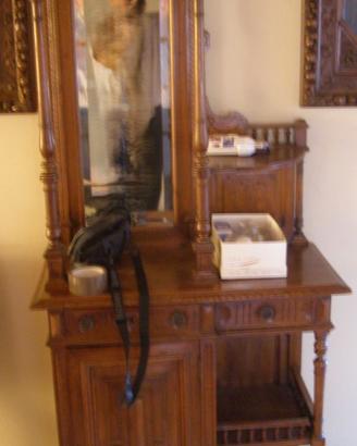 mobile in legno fine 800