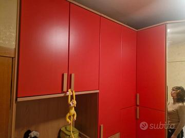 armadio angolo con scrivania 