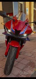 Honda cbr 600 rr unico proprietario.