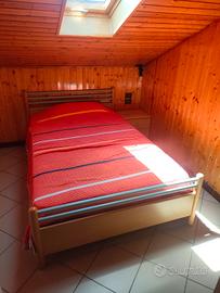 letto 1 piazza e mezza + comodino