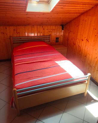 letto 1 piazza e mezza + comodino