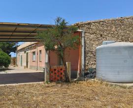 C.da Eredità - Casa di campagna da ristrutturare