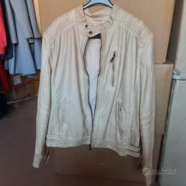 Giacca simil pelle beige chiaro con cerniera 