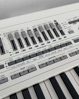 Korg pa2x pro (leggete bene)