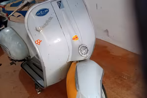 VESPA PIAGGIO 125 ANNO 1964 D EPOCA