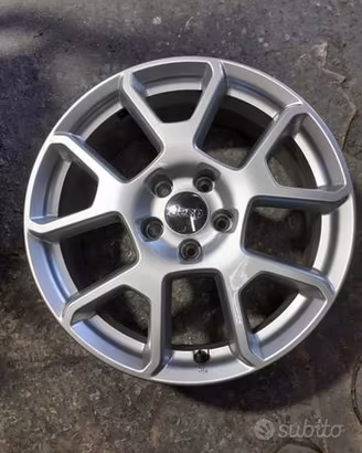 Cerchio in lega usato da 17 pollici, jeep renegade