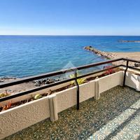 2 LOCALI A SAN LORENZO AL MARE