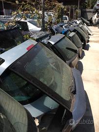 RICAMBI AUTO COFANI ANTERIORI E POSTERIORI