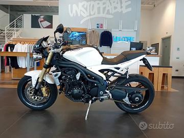 TRIUMPH Speed Triple 1050 Speed Triple 1050