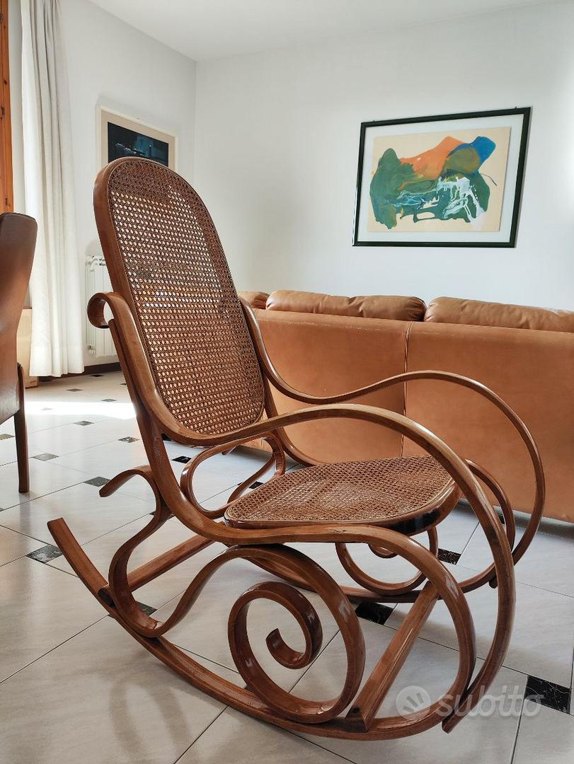 Sedia dondolo stile Thonet anni 70' vintage - Arredamento e Casalinghi In  vendita a Firenze