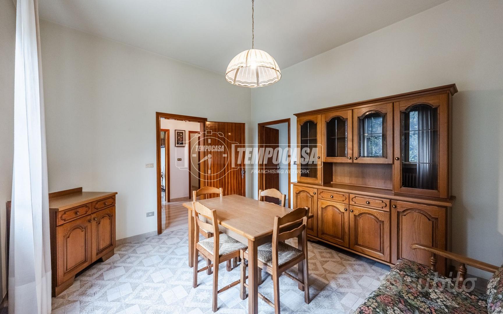 VILLA MONOFAMILIARE CON GIARDINO PRIVATO - Altro