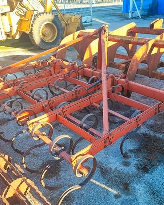 Vibrocoltivatore Kverneland Futura 27M