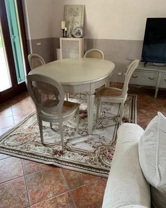 Tavolo ovale allungabile stile provenzale