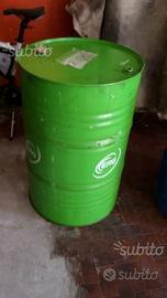 Fusto olio 200 litri vuoto
