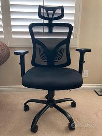 Sedia da ufficio ergonomica con supporto lombare