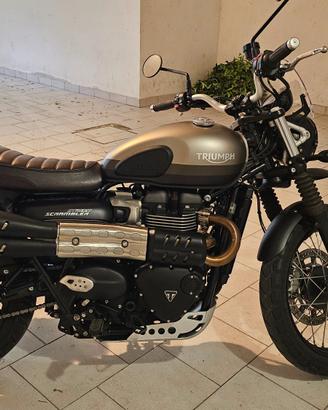 Triumph Street Scrambler 900 Sandstorm