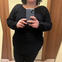 Maglioncino in cotone nero traforato