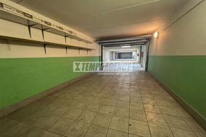 BOX AMPIO IN ZONA STAZIONE!!!