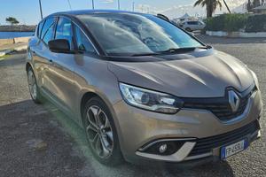 RENAULT SCENIC 1.5 dci 110 CV automatica