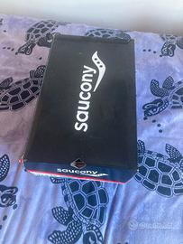 Scarpe Saucony da jogging , colore verde/nero,