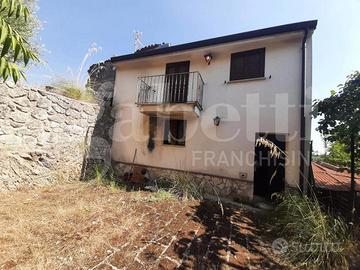 Rustico/Casale/Corte Vairano Patenora