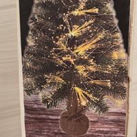 Albero di natale con luci a fibre ottiche
