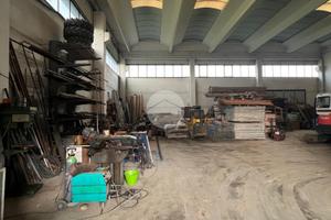 CAPANNONE A GRASSOBBIO