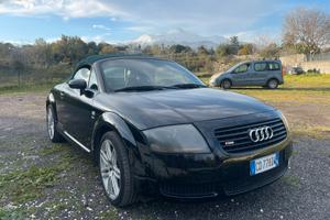 Audi TT roadster cabrio