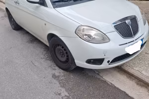 lancia ypsilon GPL