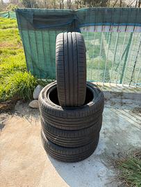 4 gomme 215/50/18 estive