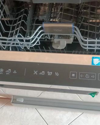 Lavastoviglie Beko 15 coperti. 