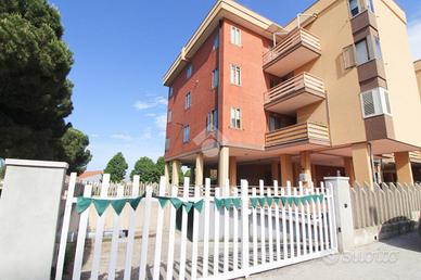 3 LOCALI A CAMPOMARINO