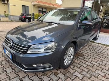 Volkswagen Passat 2.0 TDI DSG Comfortline BM.Tech.