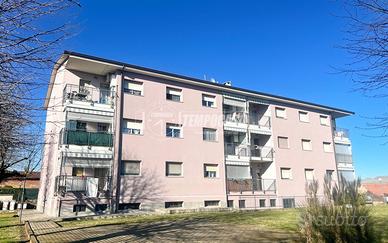 BILOCALE CON TERRAZZO VIVIBILE E POSTO AUTO NEL CE