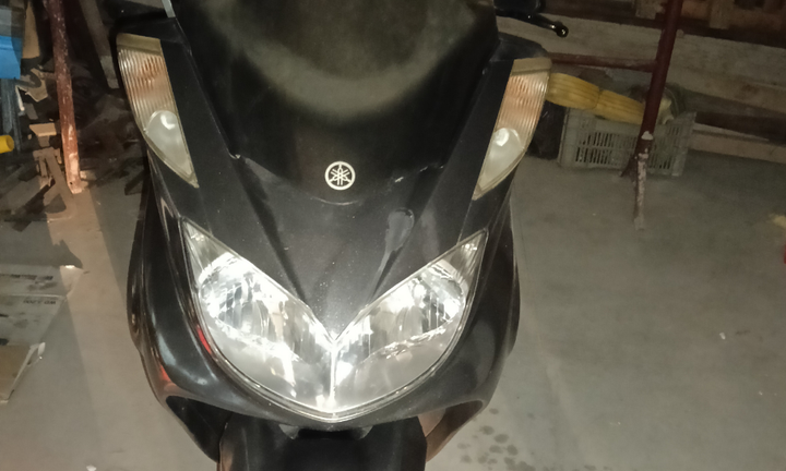 Yamaha Majesty 400 del 2004