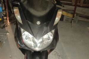 Yamaha Majesty 400 del 2004