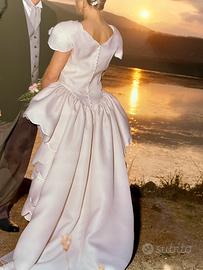 Abito da sposa in pura seta