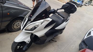Kymco Downtown 205cc  anno 2011 X RICAMBI