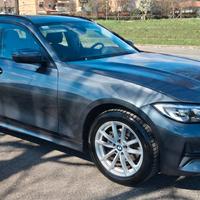 BMW 318d touring restyling 