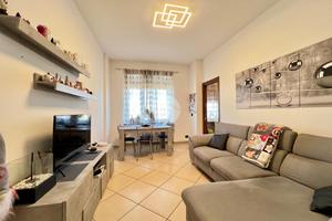 2 LOCALI A VENARIA REALE