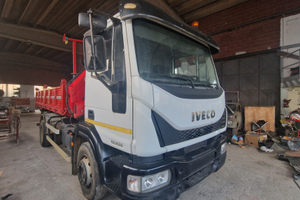 Macchina operatrice semovente Iveco 150