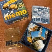 Memo Berlino + lente d'ingrandimento + cartolina