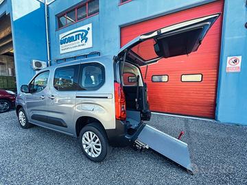 Fiat Doblo Auto per disabili