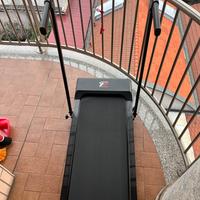 Tapis roulant salvaspazio elettrico 12 km/h max