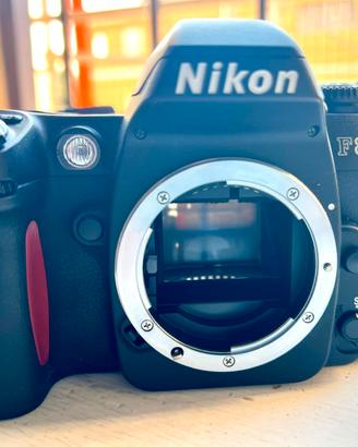 Nikon F80