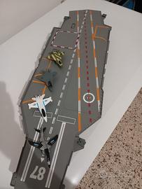 nave giocattolo 