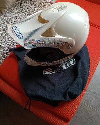 casco cross in fibra
