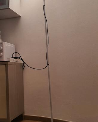 Piantana alogena o led